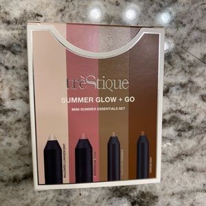Trestique Summer Glow & Go Summer Essentials Kit